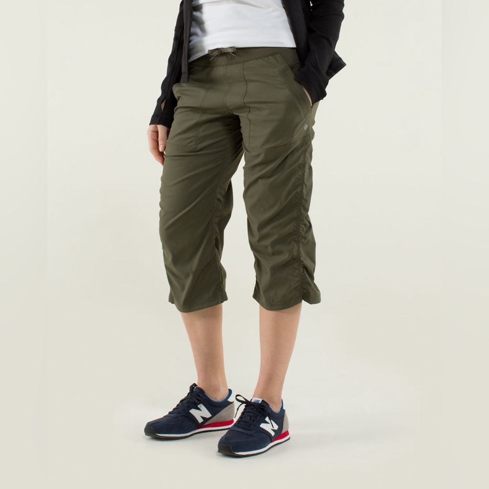 Lululemon Women's Studio Cropped Pants in Fatigue Green Size 6
